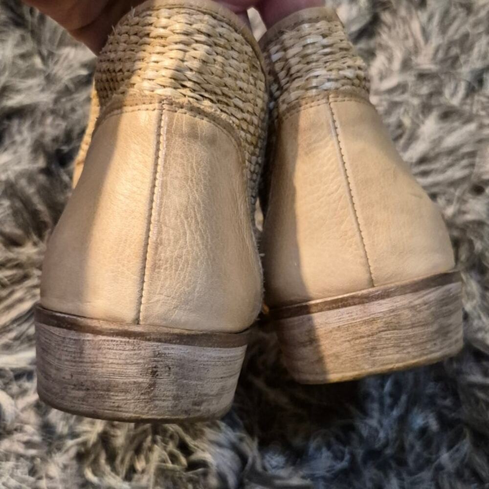 Free People Textured Mont Blanc Artisan Crafted Leather Sandals - Picture 7 of 8